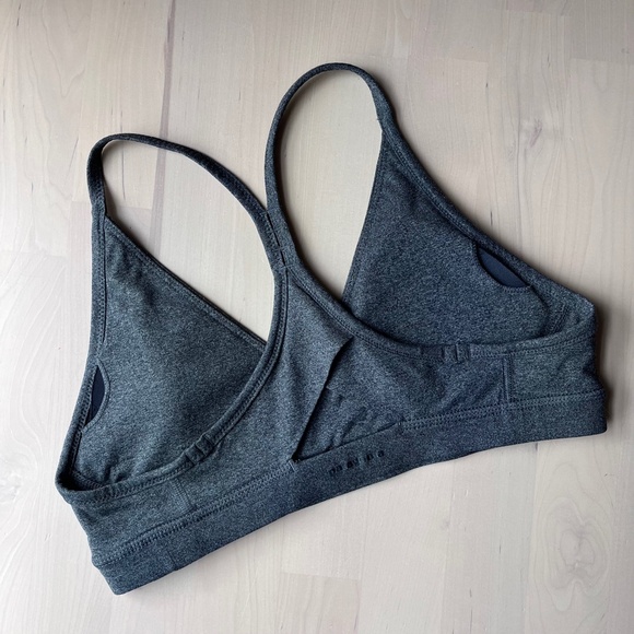 Patagonia sports bra - Picture 2 of 5